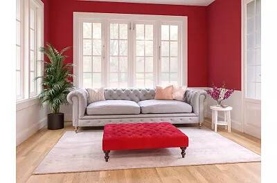 Table basse en velours capitonné rouge et bois de hêtre wengé 100x60