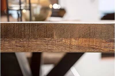 Table à manger en bois de manguier laqué naturel et métal noir L160x90