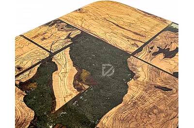 Table à manger en bois d'olive et époxy forêt 180x100