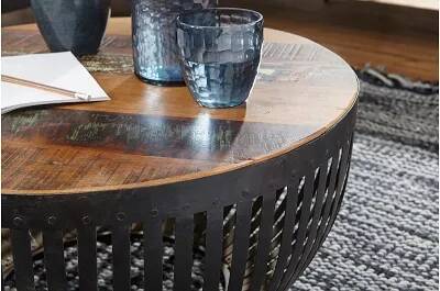 Table basse en bois de manguier recyclé et métal noir laqué