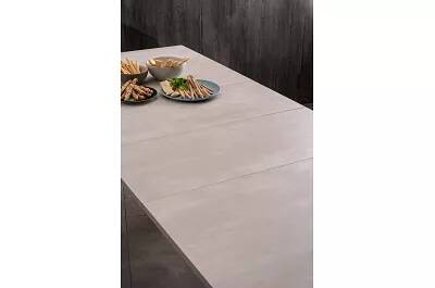 Table à manger extensible aspect béton blanc et métal noir L130-290