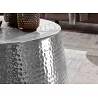 Table basse design en aluminium argenté