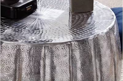 Table basse design en aluminium argenté Ø60Ø60
