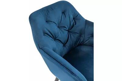 Chaise en velours capitonné bleu nuit