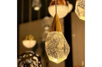 Lampe suspension design à LED en verre massif et métal doré matØ60